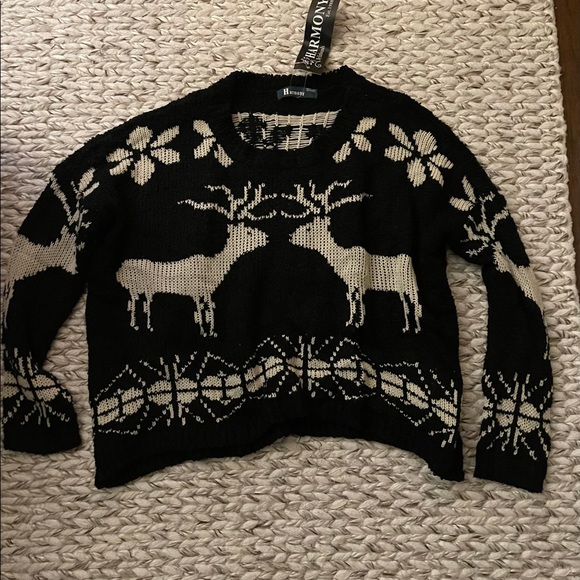 Harmony Boxy Knit Crop Holiday Sweater - One Size - Picture 1 of 3